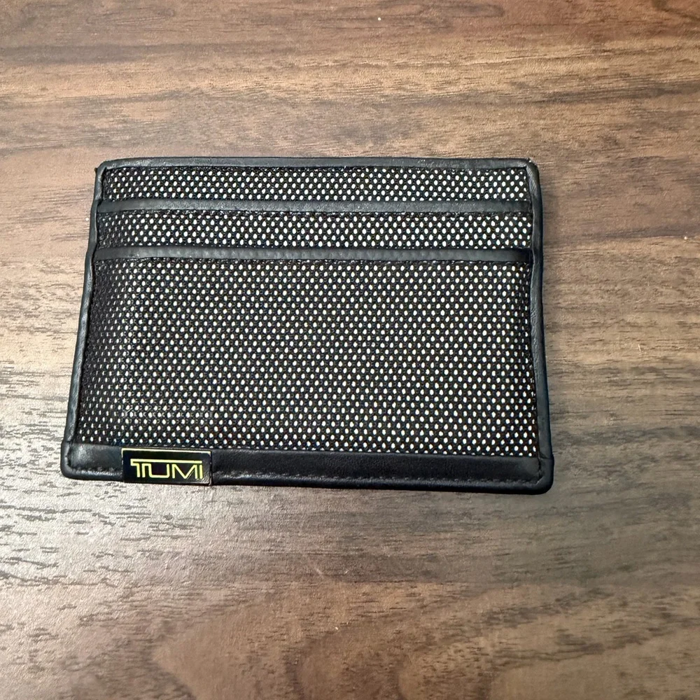 Tumi Black Leather Card Holder with Yellow Accent - Picture 1 of 2